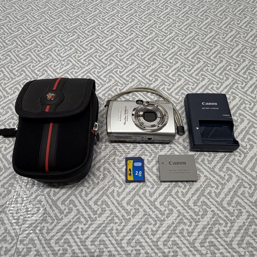 Canon PowerShot SD850 IS Digital Camera Silver + Battery, Charger, 8gb SD Card